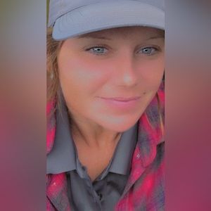 Meet your Posher, Pamela